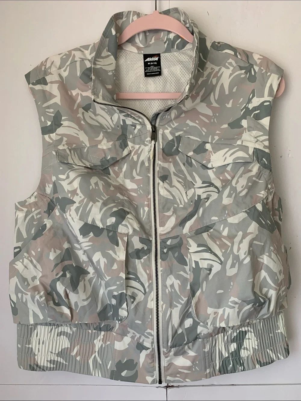 New Avia Women’s White Mesh Lined Camo Print Cargo Pockets Vest Size M/8-10
